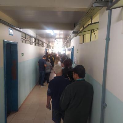 EleiÃ§Ãµes 2024 - VotaÃ§Ã£o no ColÃ©gio Gildo AluÃ­sio Schuck, mantÃ©m bom fluxo de eleitores